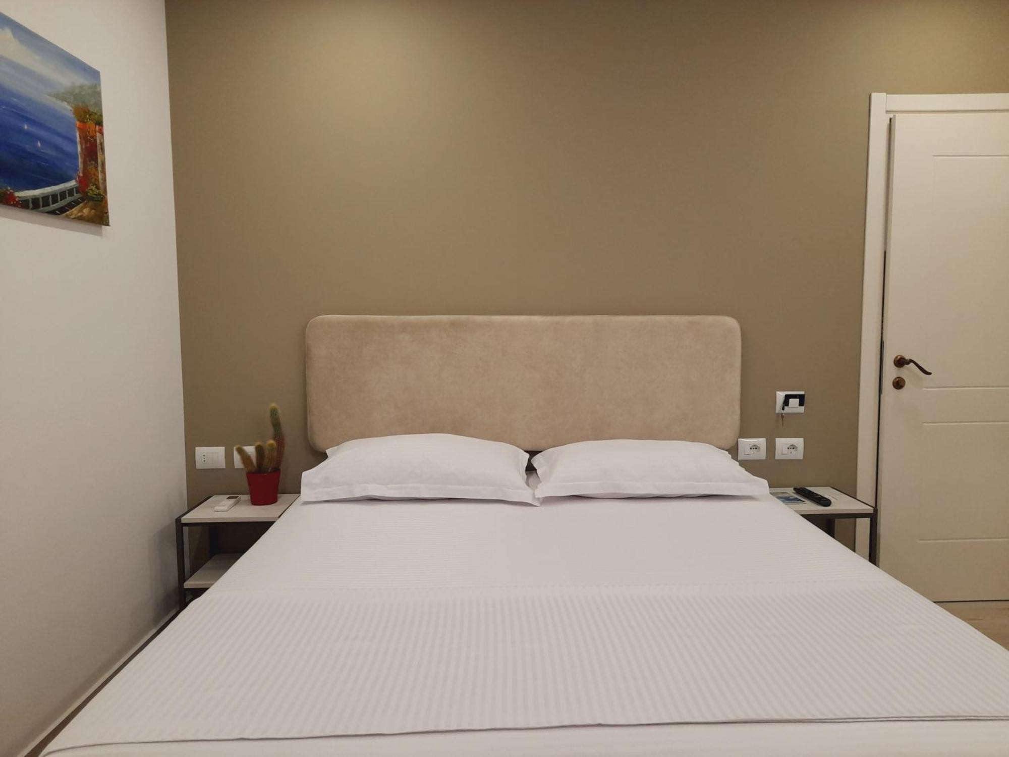 Vila Marjana Sarandë Habitación foto